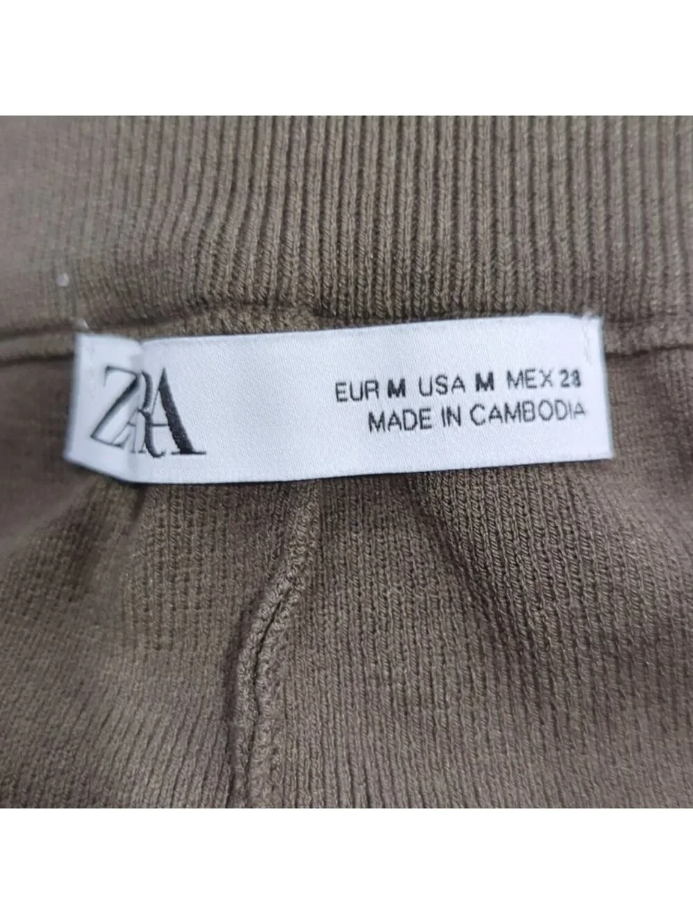 Zara Green knit joggers with waist tie and pockets